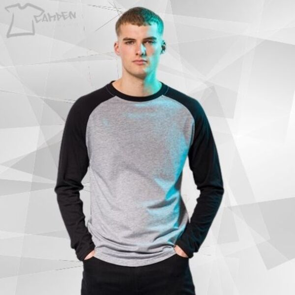 Long sleeve baseball t-shirt Thumbnail