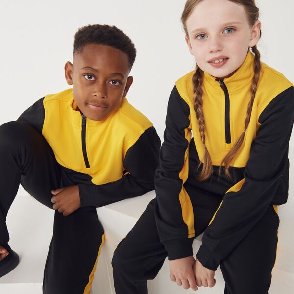 Kids 1/4 tracksuit top Thumbnail